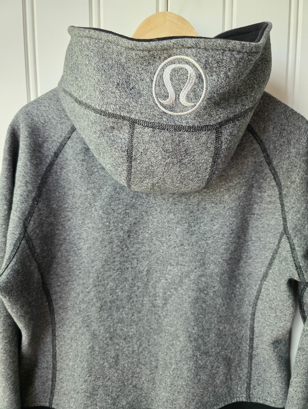 Lululemon Scuba Full Zip Hoodie Grey Black Size 12 - Picture 7 of 9